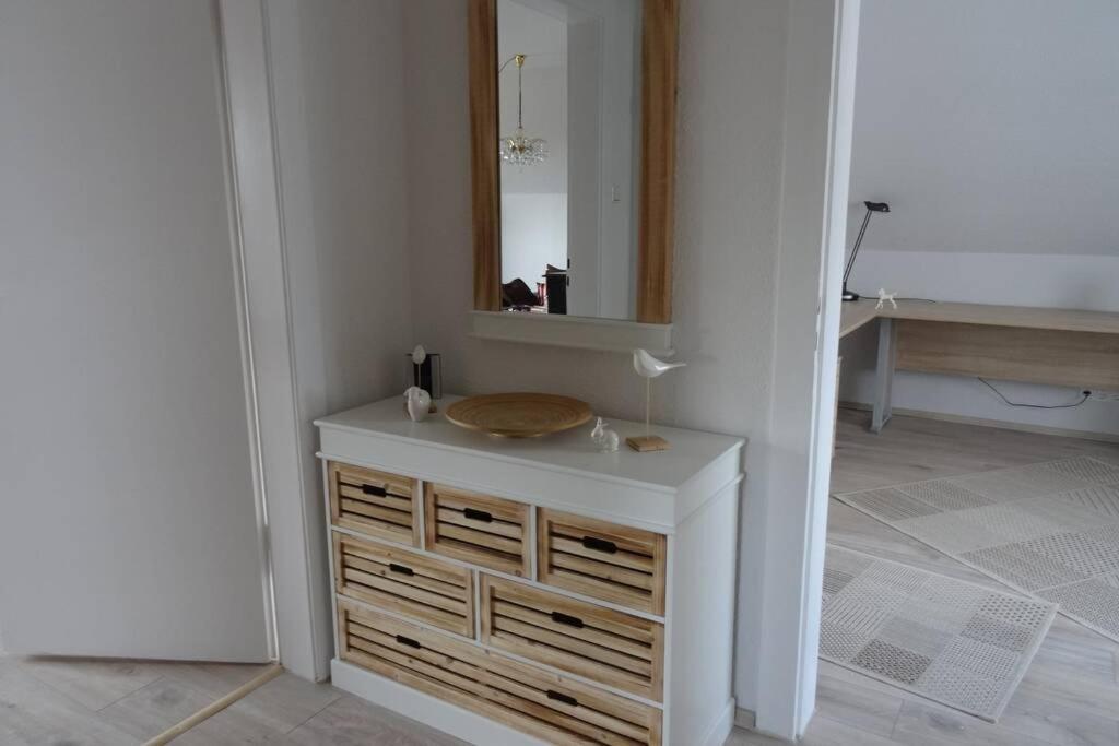 Wohnung ca. 85 qm zzgl. 17 qm Terrasse Hannover Exterior foto